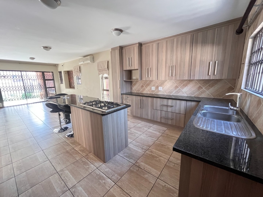 3 Bedroom Property for Sale in Baillie Park North West